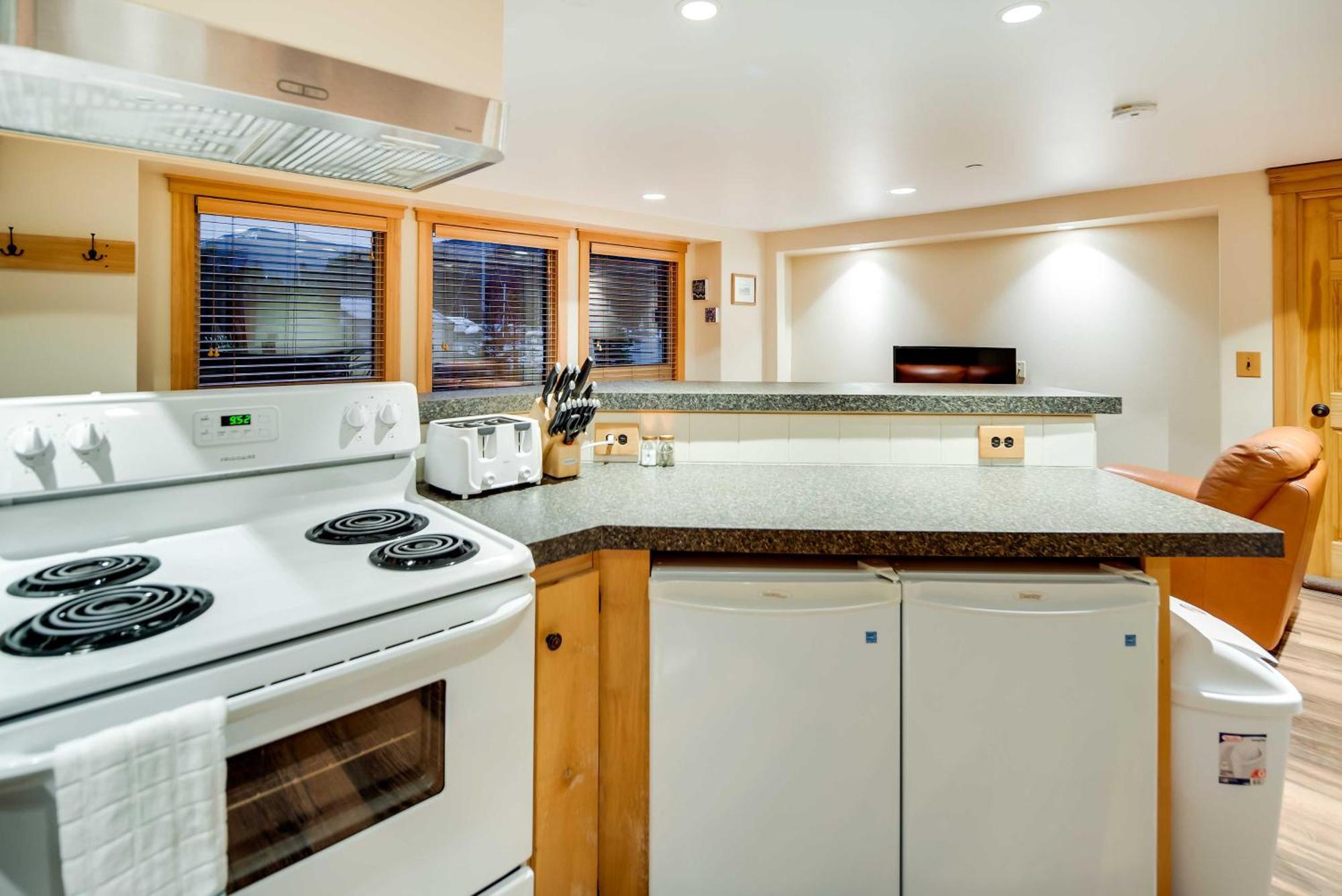 Ketchikan Apt - Walk To Refuge Cove Beach! Exterior photo