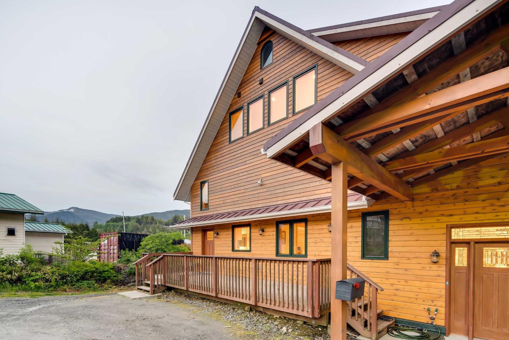 Ketchikan Apt - Walk To Refuge Cove Beach! Exterior photo